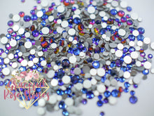 Load image into Gallery viewer, Blue Flash crystal glass rhinestones