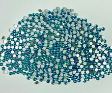 Load image into Gallery viewer, Aqua Flash glass rhinestones
