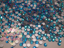 Load image into Gallery viewer, Aquamarine Light glass rhinestones
